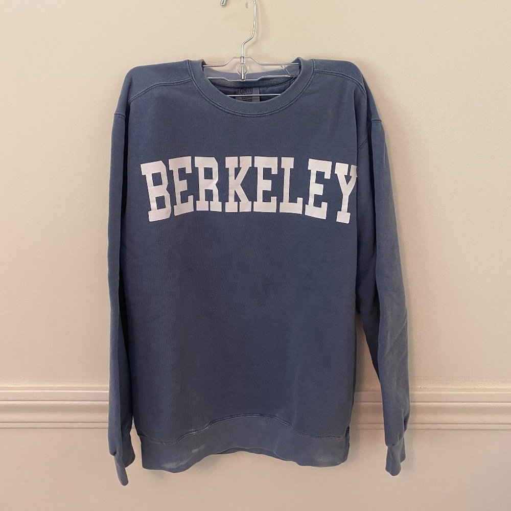 UC Berkeley Comfort Colors Crewneck Sweatshirt – Small